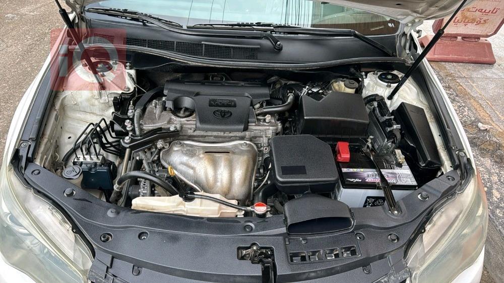 تۆیۆتا کامری